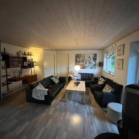 Cozy Close To The Casa vacanze Bøtø By